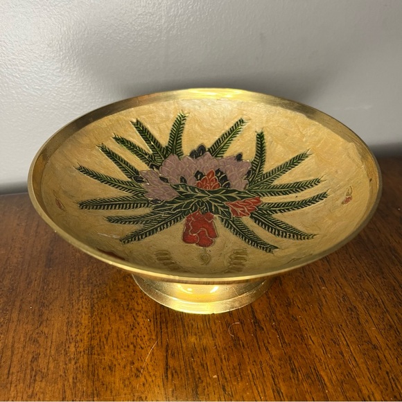 Vintage Enamel & Brass Holiday Candy or Trinket Dish Made In India - Picture 1 of 11